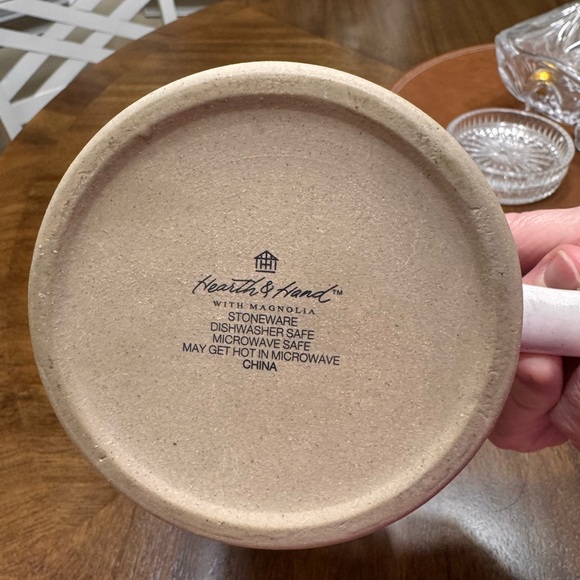 Hearth & Hand Actually, I Can Hearth and Hand mug - Picture 4 of 5